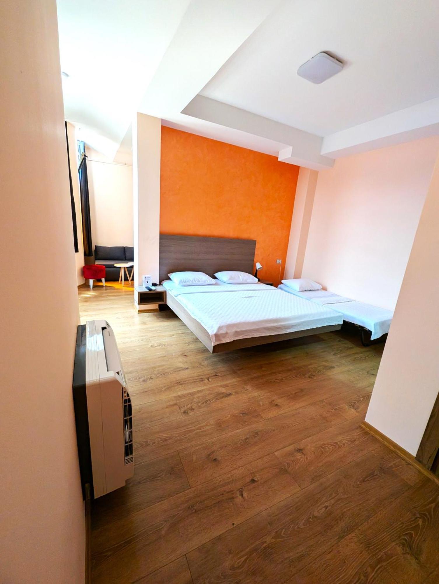 Easy Apartments Kumanovo Eksteriør bilde